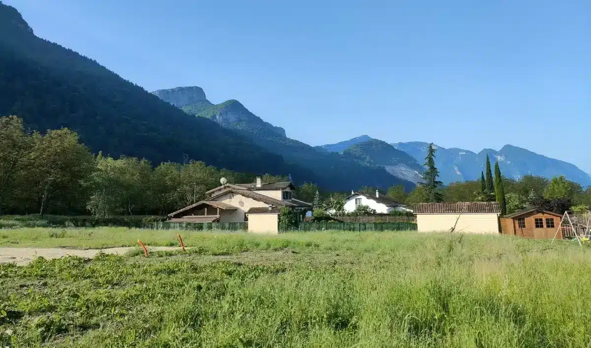 terrain à La Rivière, projet de construction avec La Maison des Compagnons